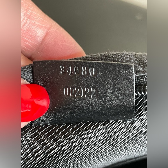 Gucci GG Monogram Canvas Pouch in Brand New Condition - Picture 12 of 13